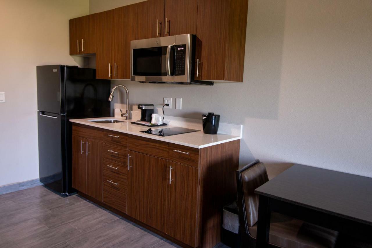 Hotel Pryor Pryor Creek Экстерьер фото