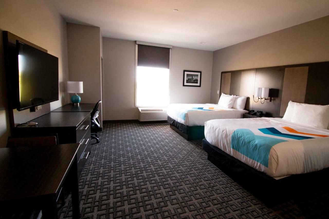 Hotel Pryor Pryor Creek Экстерьер фото